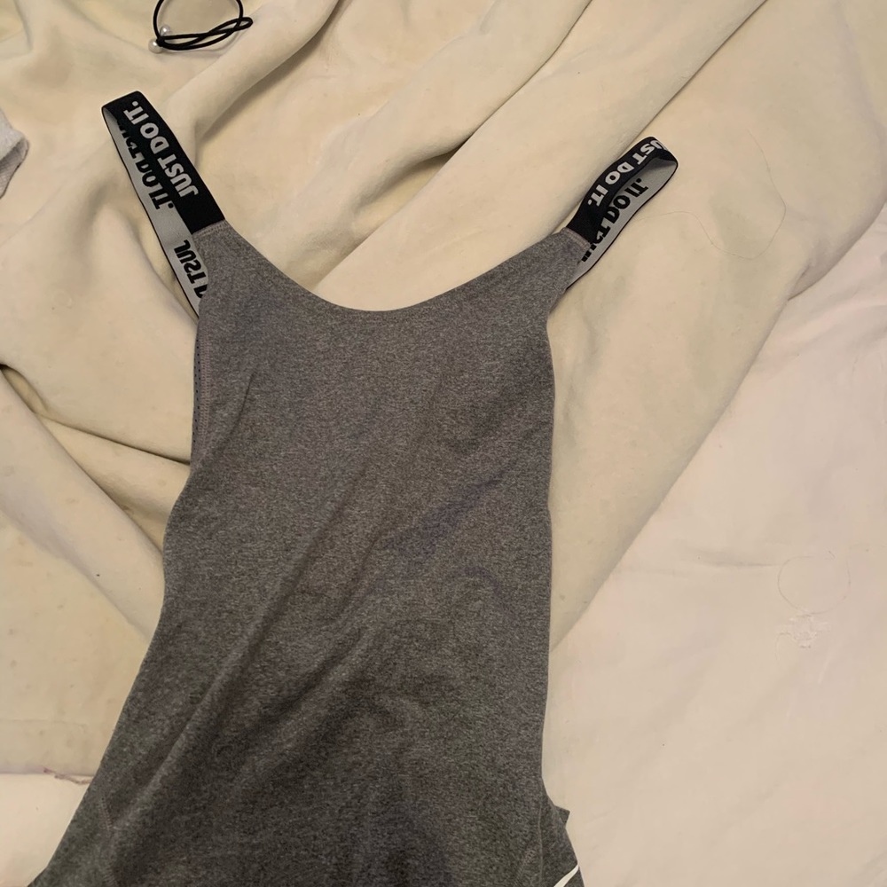 Nike work out tank